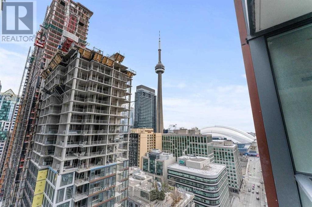 #2004 - 88 Blue Jays Way, Toronto, Ontario  M5V 2G3 - Photo 12 - C12526724