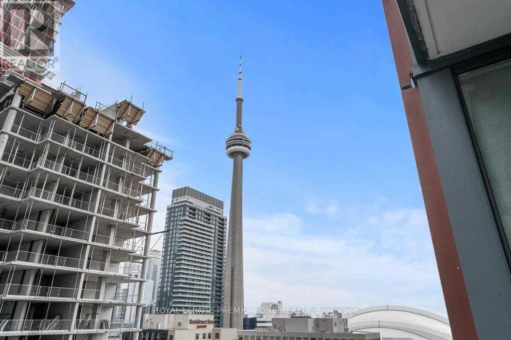 #2004 - 88 Blue Jays Way, Toronto, Ontario  M5V 2G3 - Photo 13 - C12526724