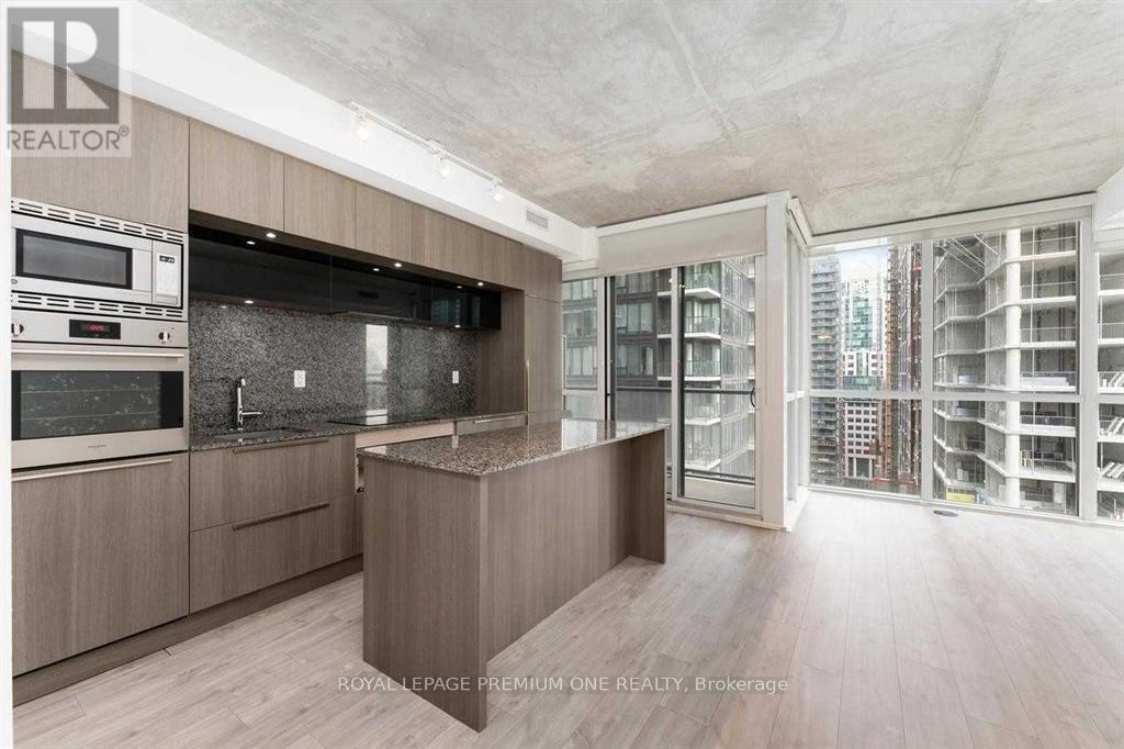 #2004 - 88 Blue Jays Way, Toronto, Ontario  M5V 2G3 - Photo 6 - C12526724