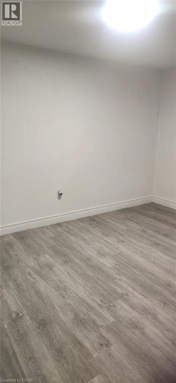 916 Magdalena Court Unit# B, Kitchener, Ontario  N2E 0B3 - Photo 4 - 40786873