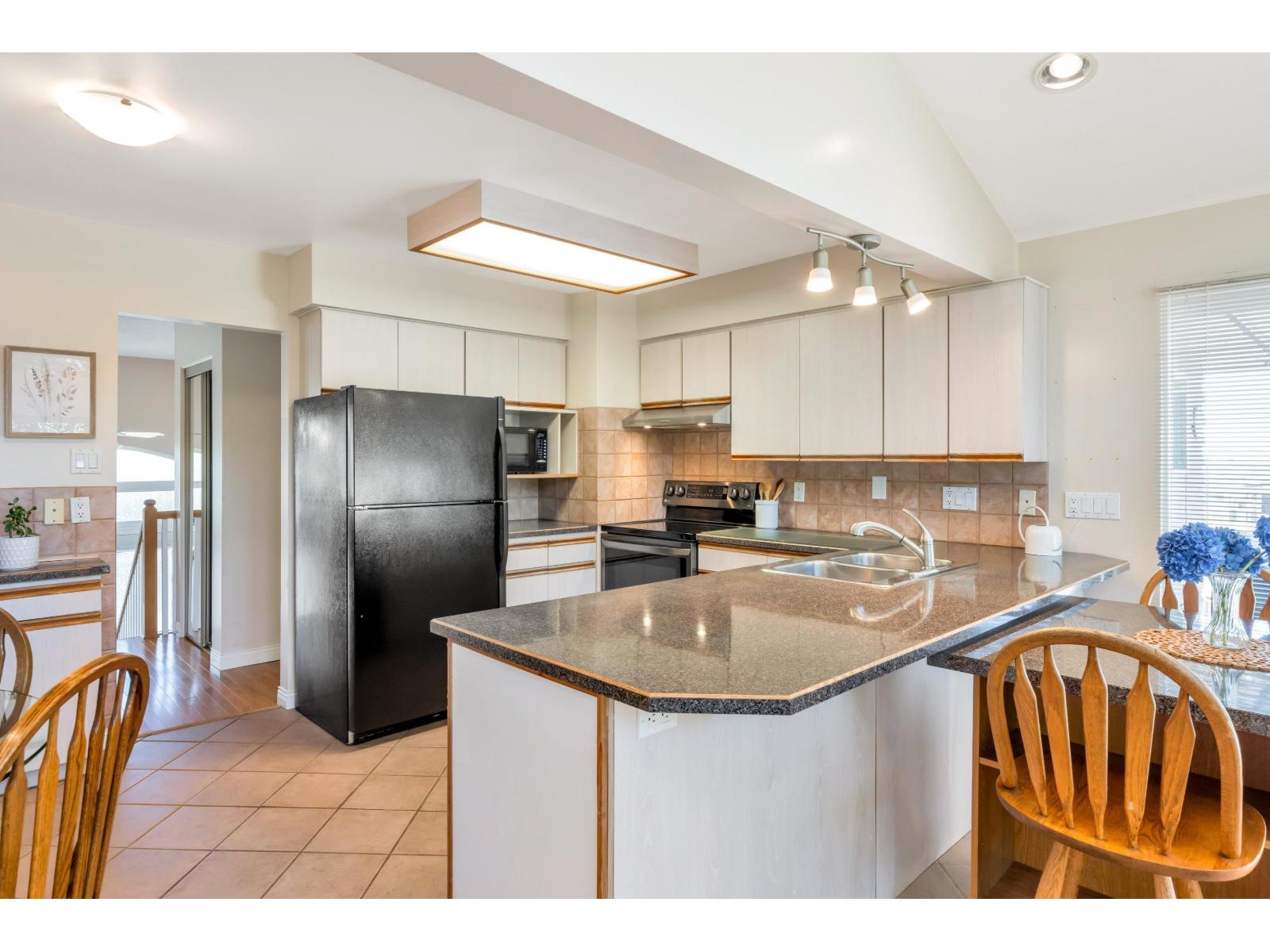 10601 Hermosa Drive, Delta, British Columbia  V4C 6S8 - Photo 9 - R3063741