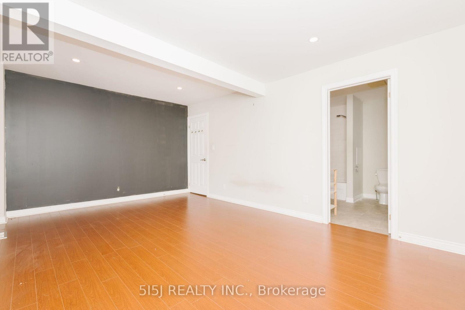 14190 Yonge Street, Aurora, Ontario  L4G 0P5 - Photo 5 - N12526732