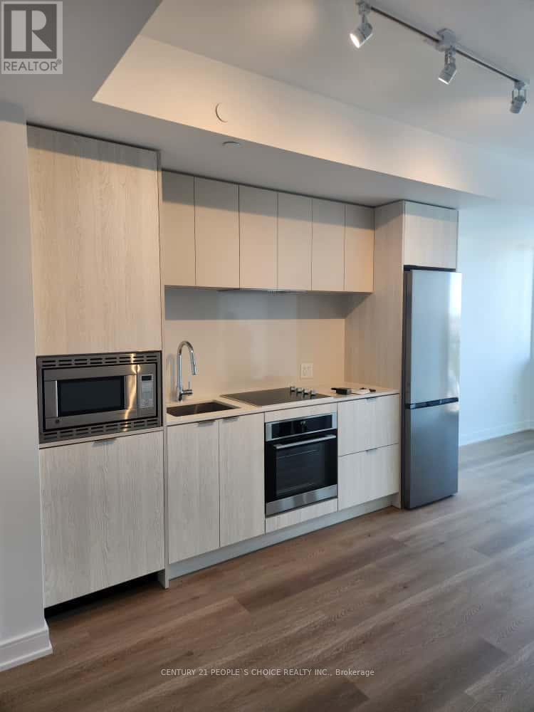 1606 - 3009 Novar Road, Mississauga, Ontario  L5B 0P9 - Photo 3 - W12526726