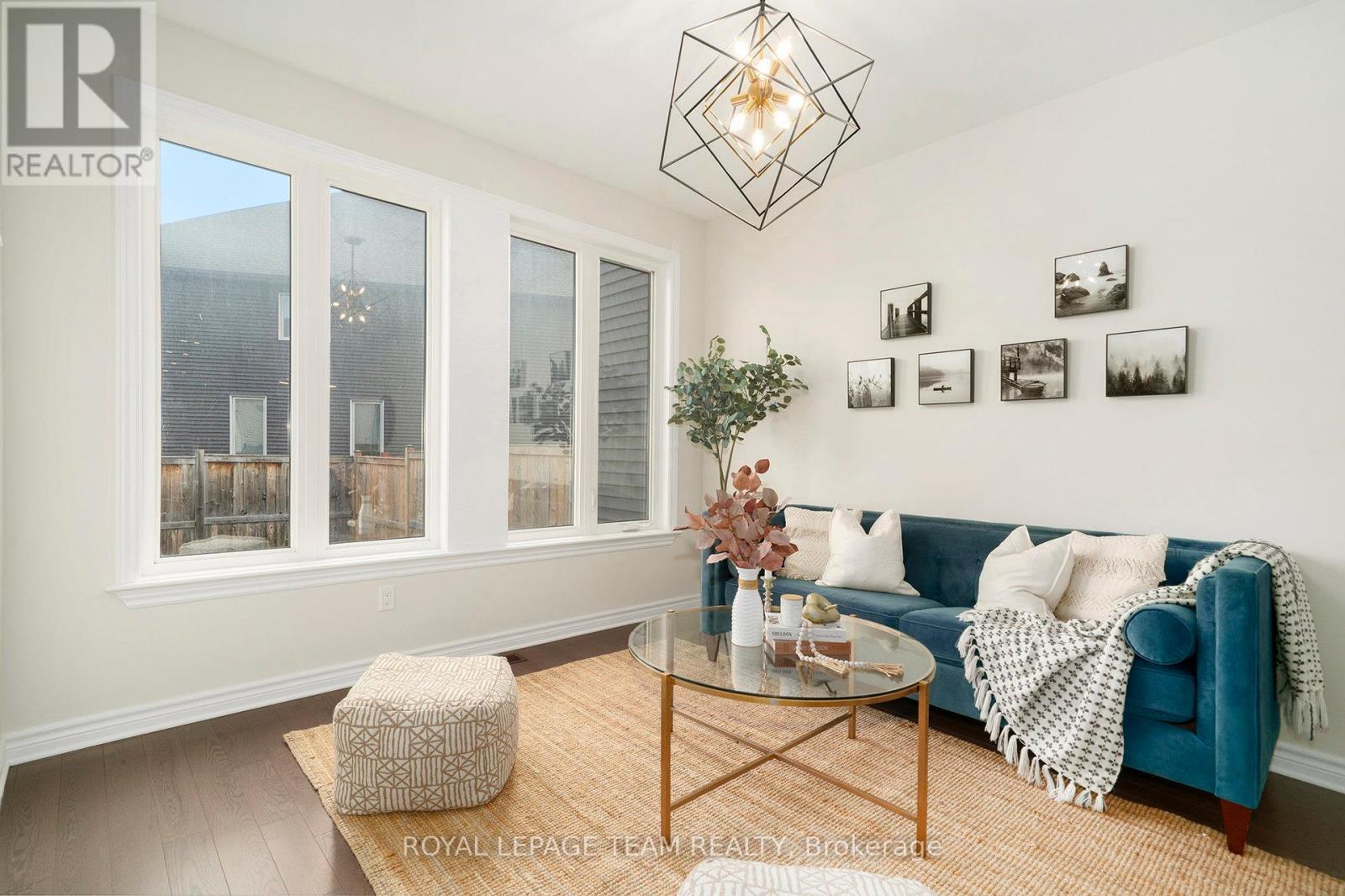 540 Edenwylde Drive, Ottawa, Ontario  K2S 2K4 - Photo 9 - X12526366