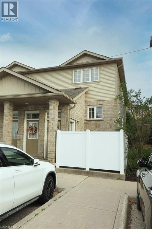 240 WESTMEADOW Drive Unit# D13, Kitchener, Ontario
