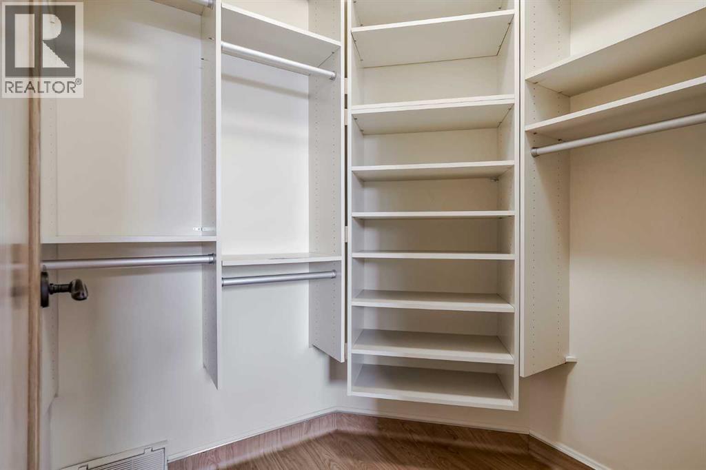 127 Canterbury Court Sw, Calgary, Alberta  T2W 6C1 - Photo 32 - A2269104