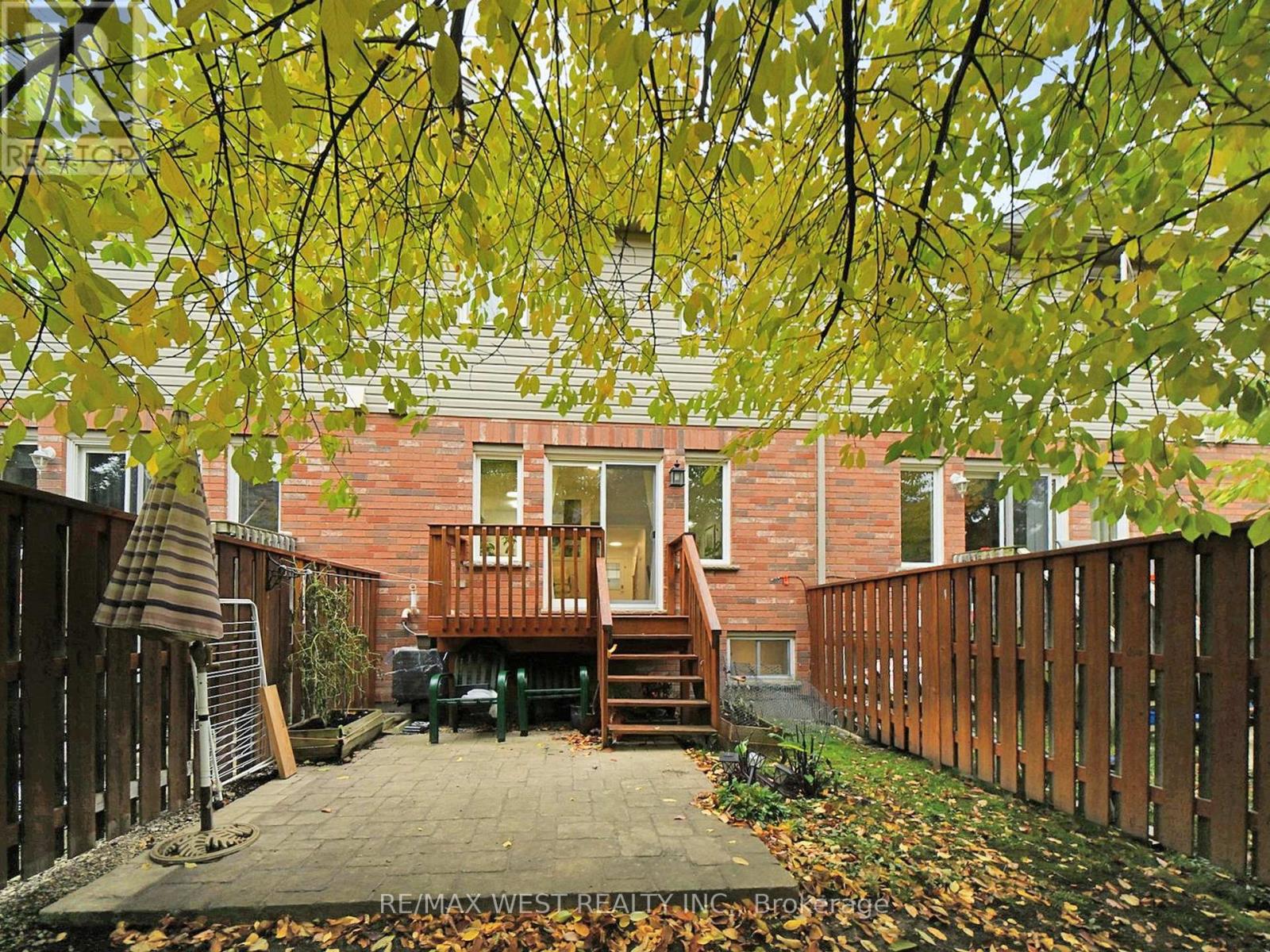 15 - 32 Lambeth Way, Guelph, Ontario  N1L 0H1 - Photo 16 - X12526714