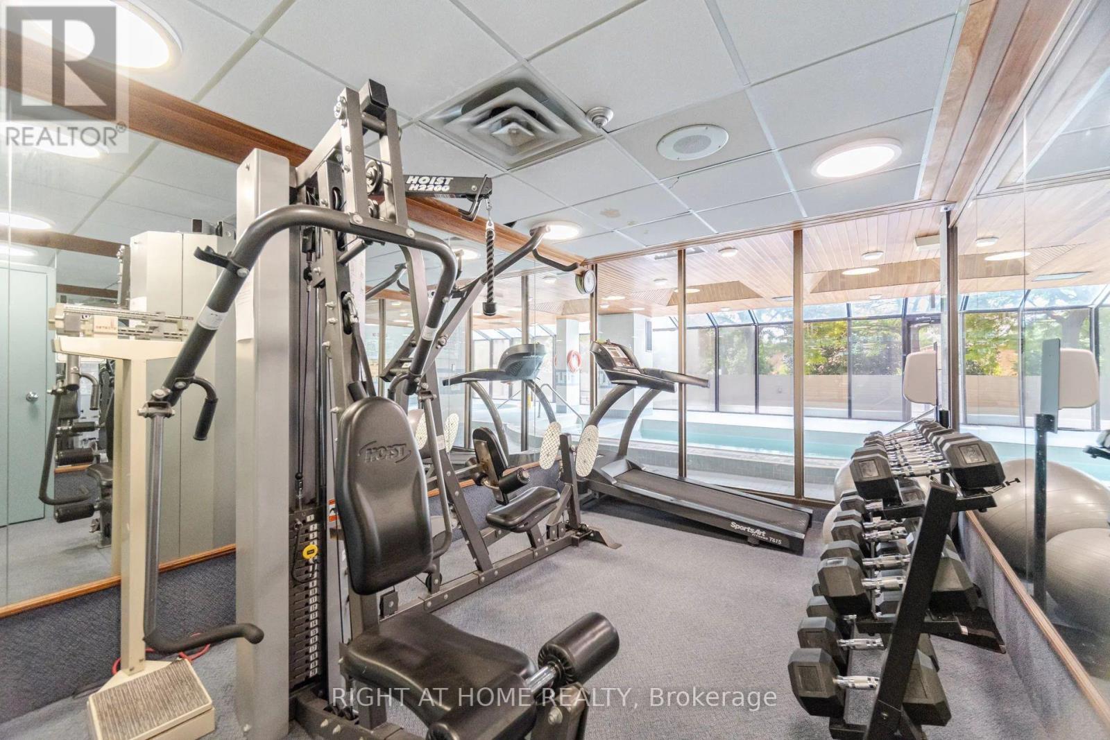 208 - 1360 Rathburn Road E, Mississauga, Ontario L4W 4H4 - Photo 47 - W12519392