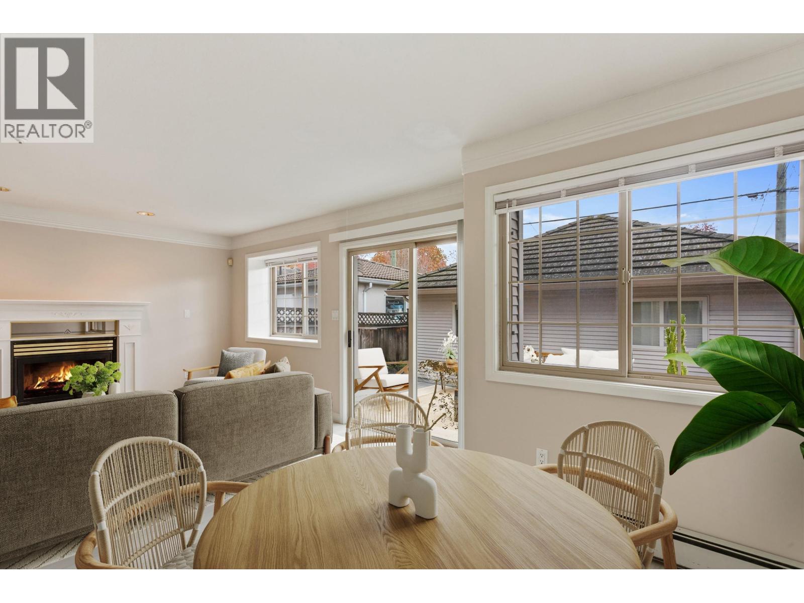 8322 Shaughnessy Street, Vancouver, British Columbia  V6P 3Y2 - Photo 2 - R3064382