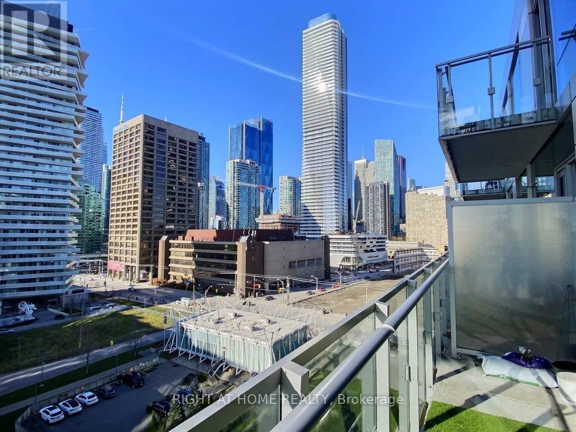 932 - 39 Queens Quay E, Toronto, Ontario  M5E 0A5 - Photo 10 - C12526746