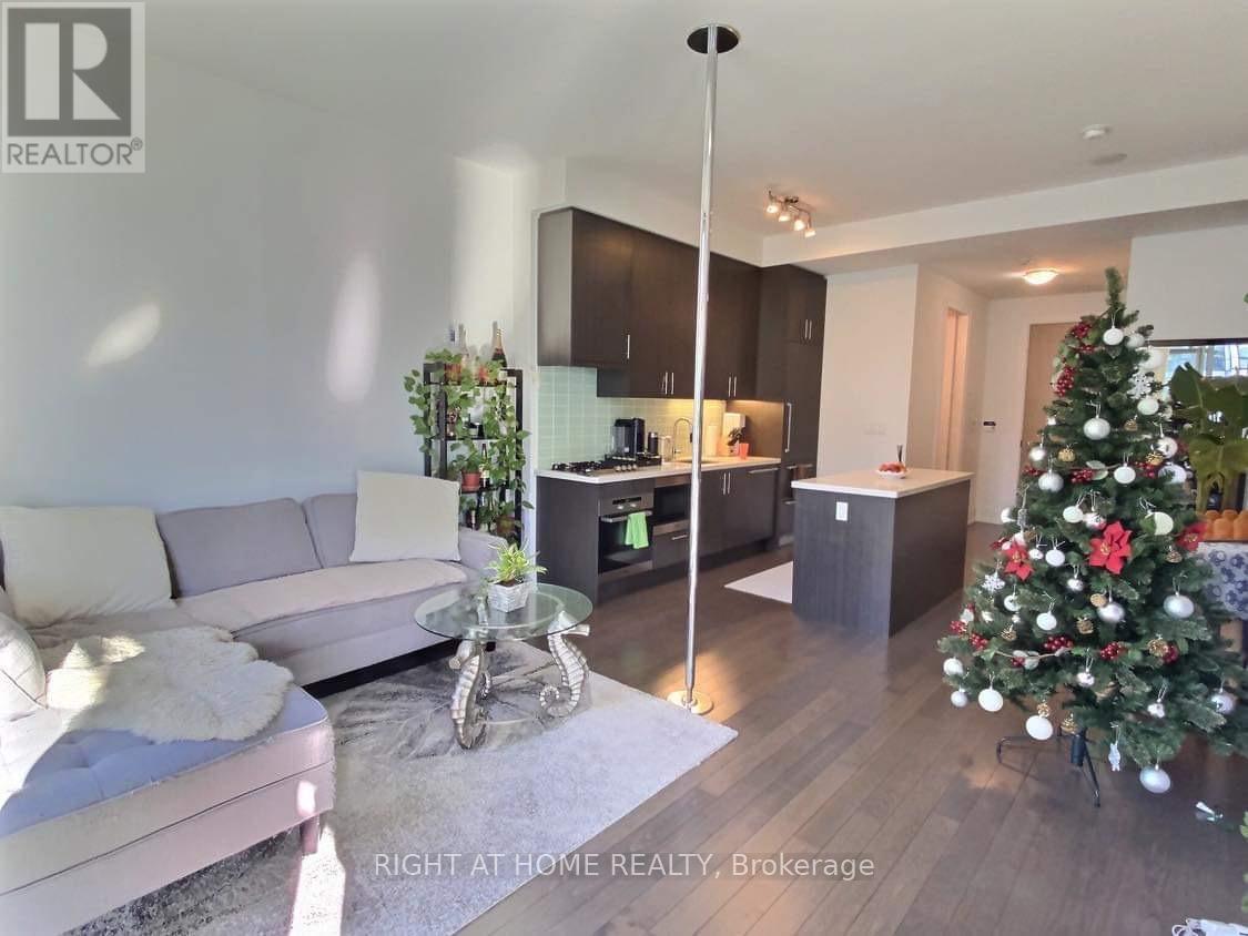 932 - 39 Queens Quay E, Toronto, Ontario  M5E 0A5 - Photo 4 - C12526746