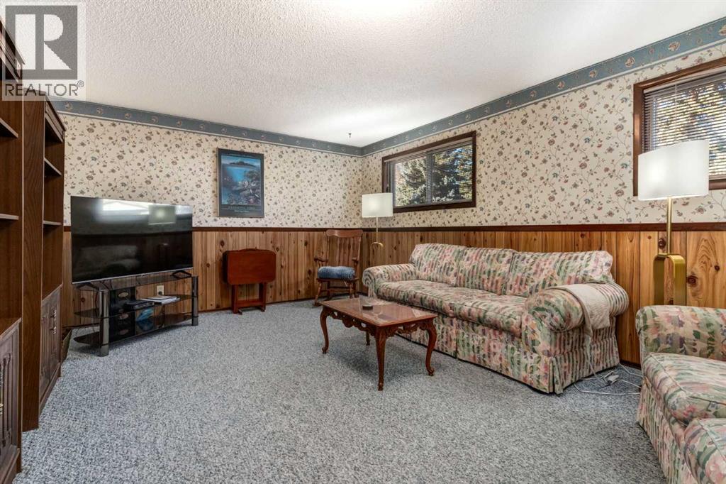 1623 111 Avenue Sw, Calgary, Alberta  T2W 1R6 - Photo 23 - A2268316