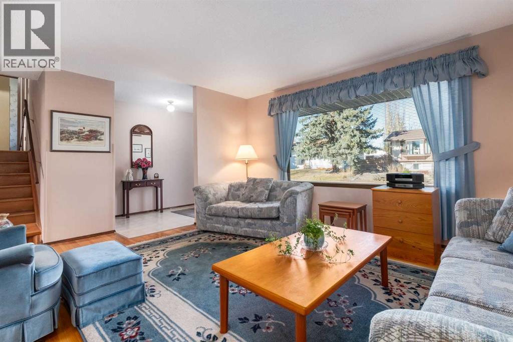 1623 111 Avenue Sw, Calgary, Alberta  T2W 1R6 - Photo 8 - A2268316