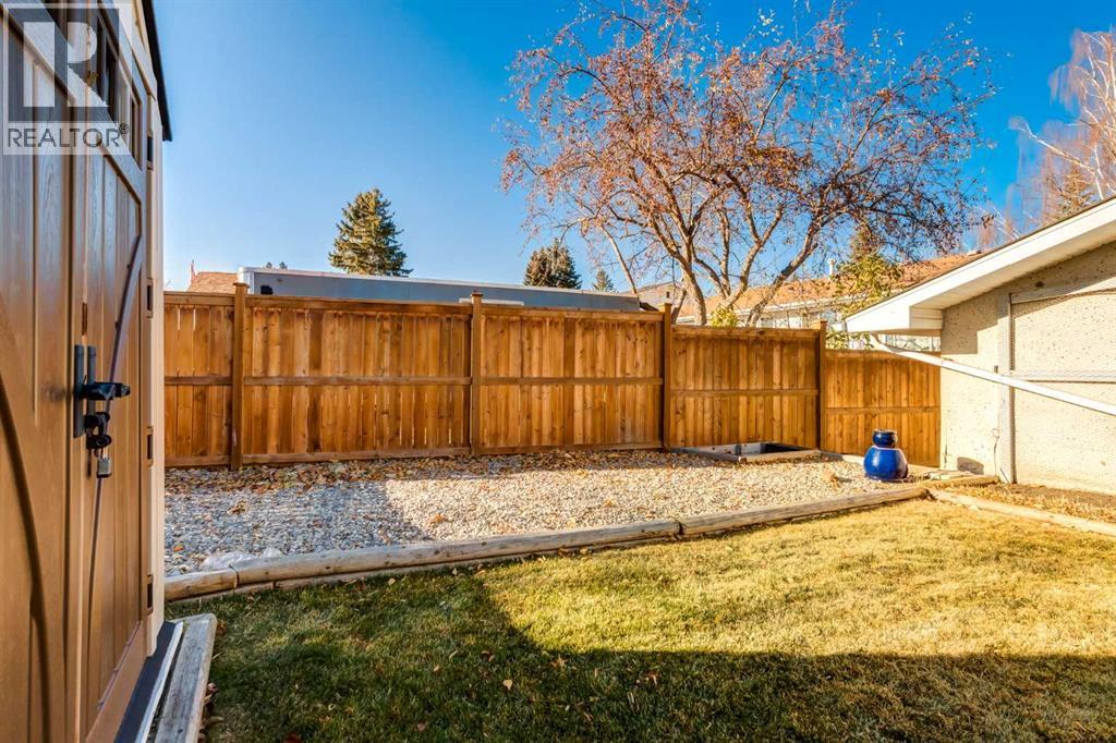 1623 111 Avenue Sw, Calgary, Alberta  T2W 1R6 - Photo 30 - A2268316