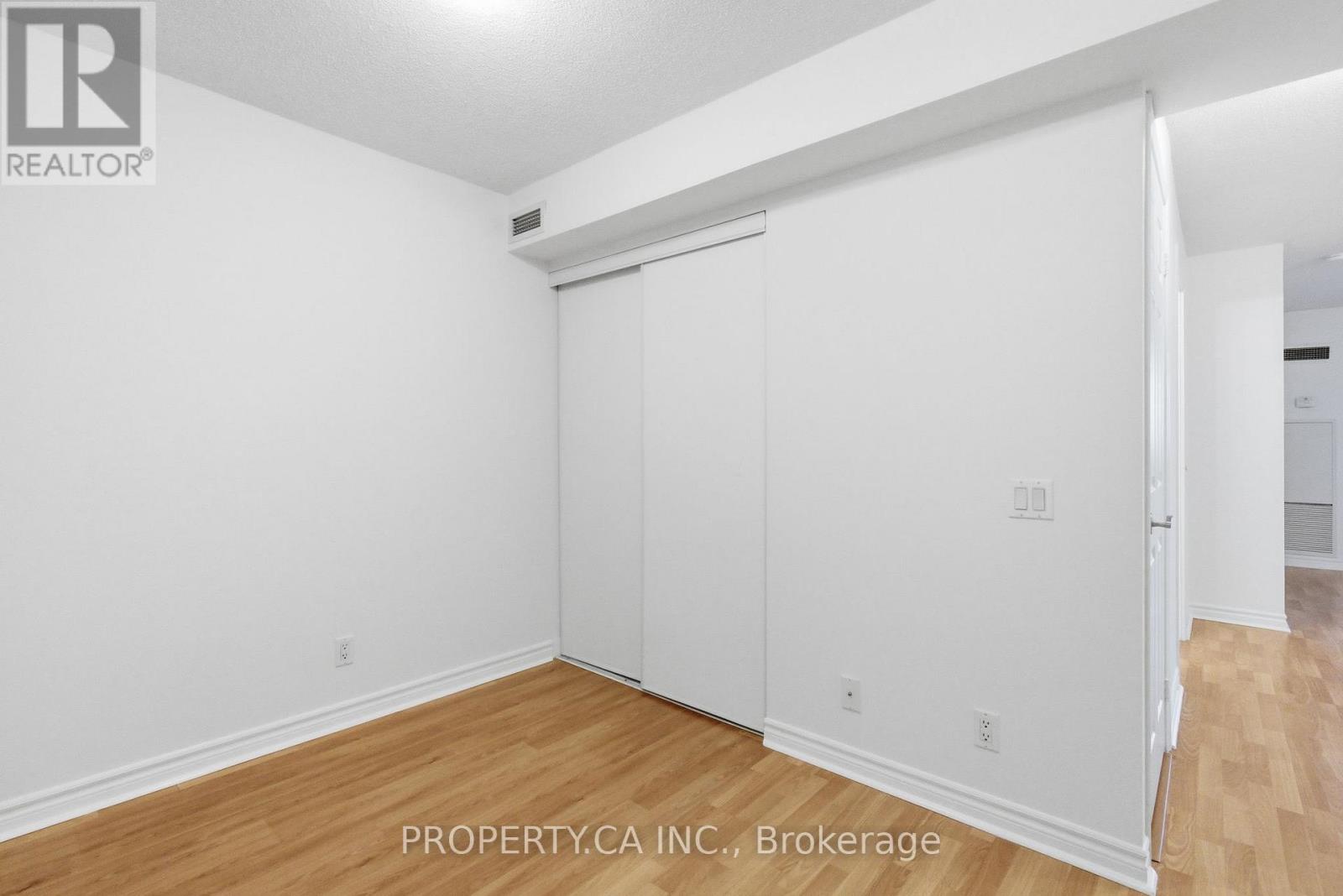 924 - 18 Mondeo Drive, Toronto, Ontario M1P 5C8 - Photo 16 - E12526760