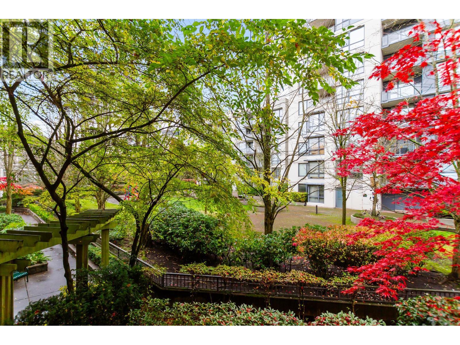 210 3575 Euclid Avenue, Vancouver, British Columbia V5R 6H5 - Photo 18 - R3065586