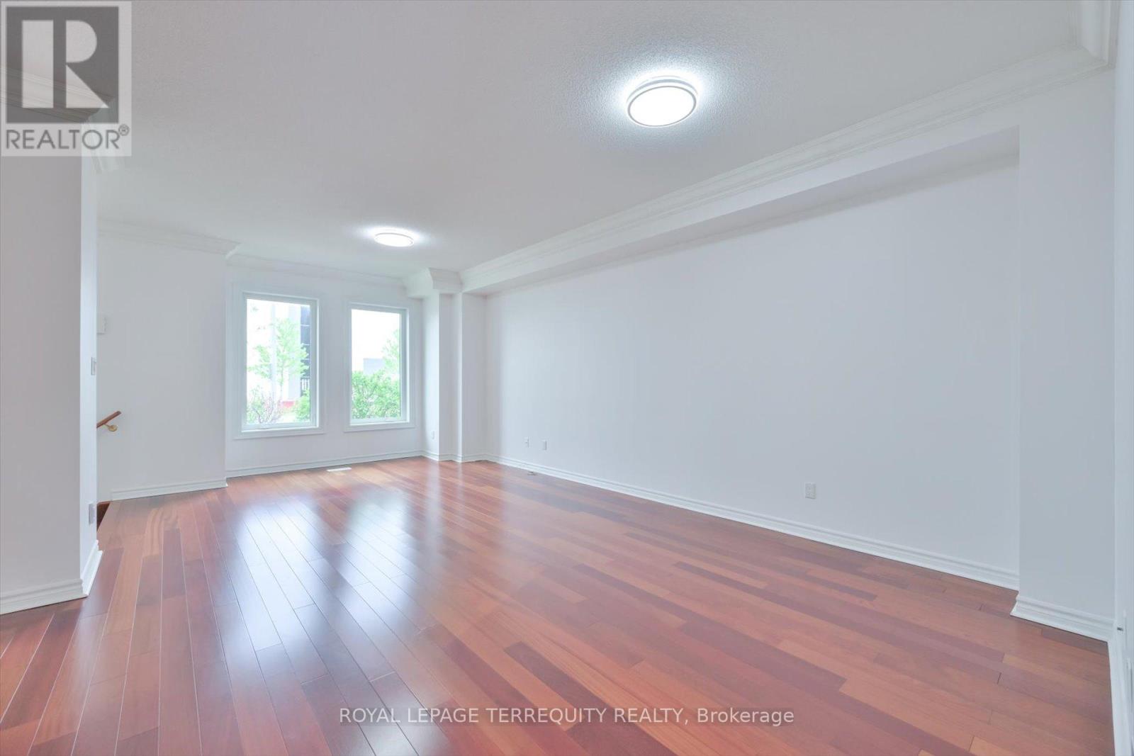 10461 Woodbine Avenue, Markham, Ontario  L6C 1J1 - Photo 9 - N12526776