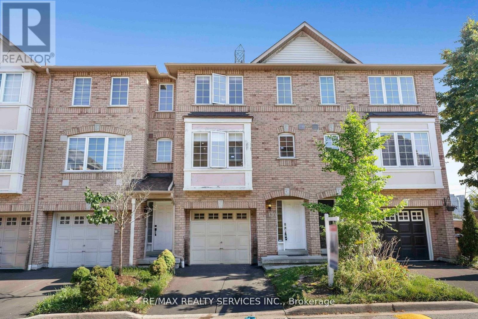 130 - 80 ACORN PLACE, Mississauga, Ontario