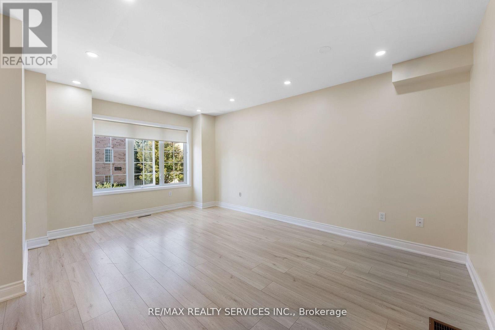 130 - 80 Acorn Place, Mississauga, Ontario  L4Z 4C7 - Photo 12 - W12526744