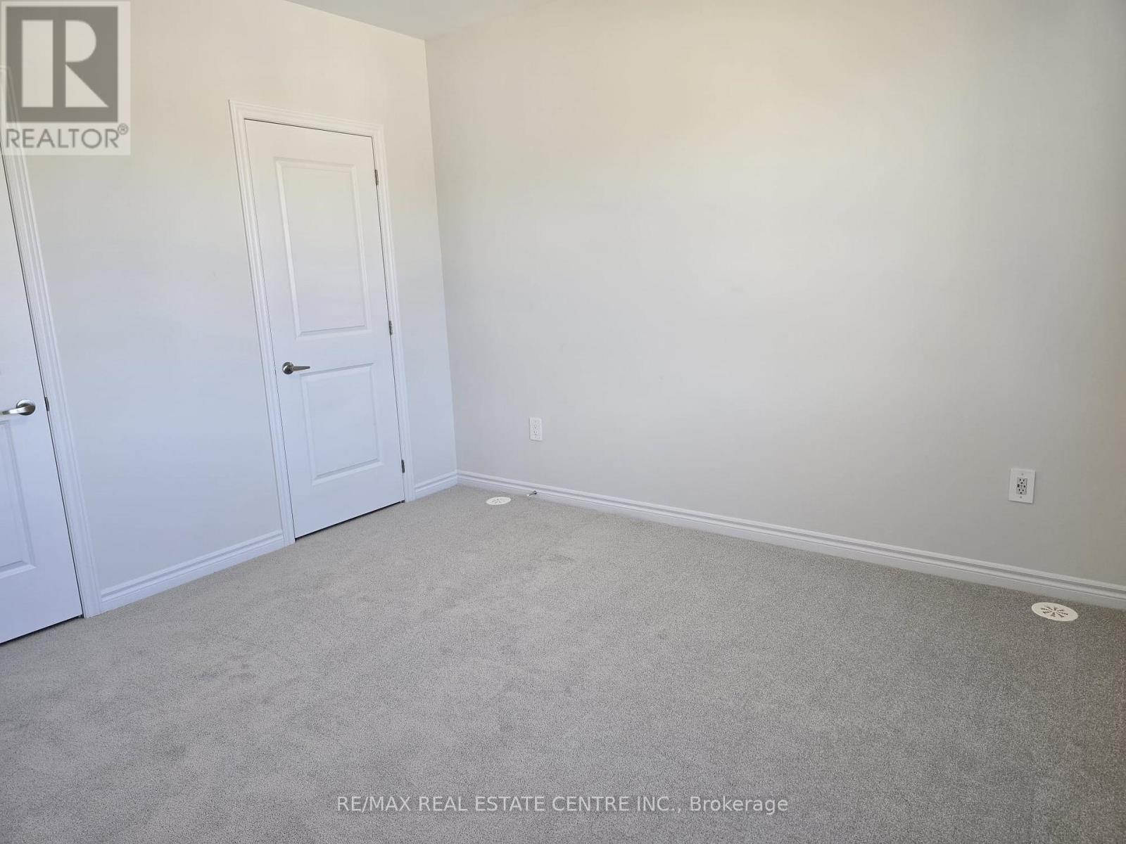 5959 Saigon Street, Mississauga, Ontario  L6H 7G1 - Photo 16 - W12526756