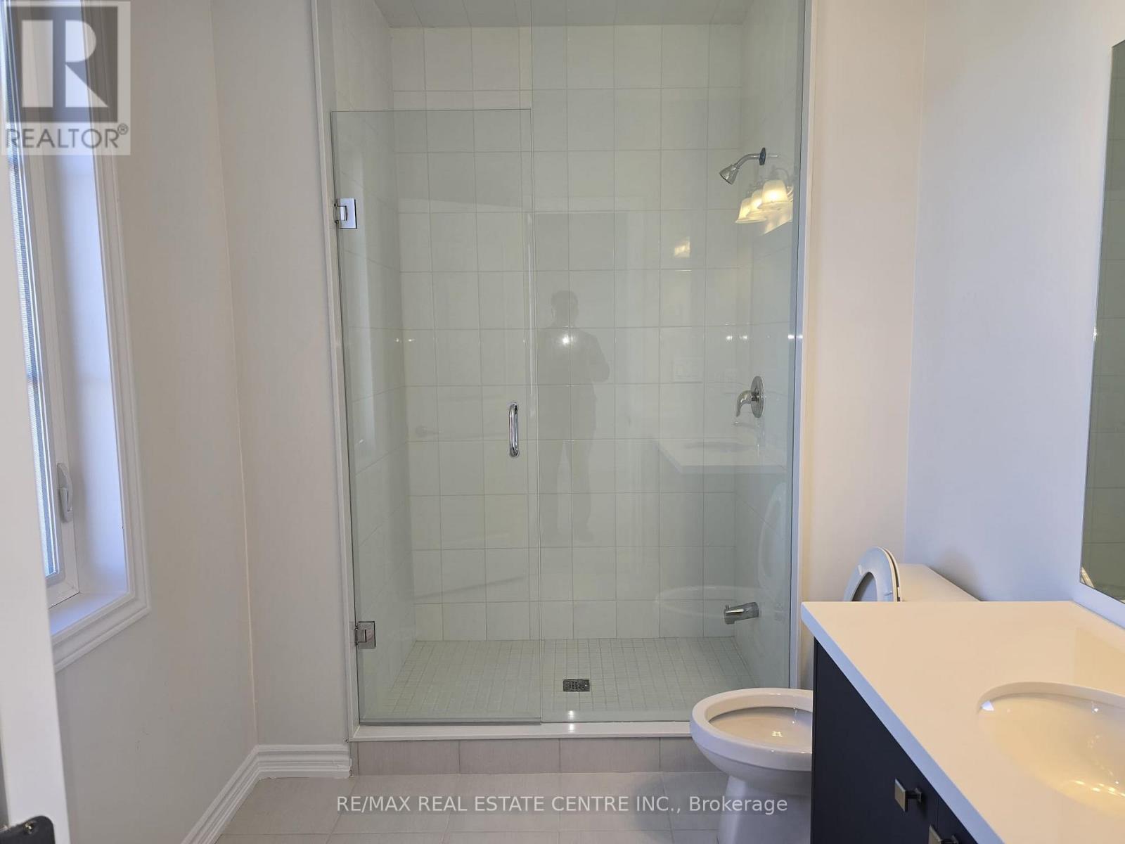 5959 Saigon Street, Mississauga, Ontario  L6H 7G1 - Photo 19 - W12526756