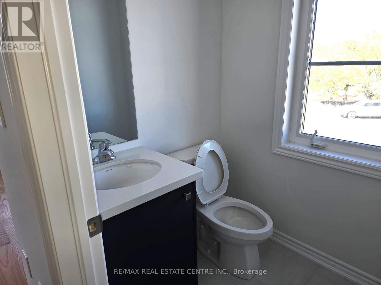 5959 Saigon Street, Mississauga, Ontario  L6H 7G1 - Photo 28 - W12526756