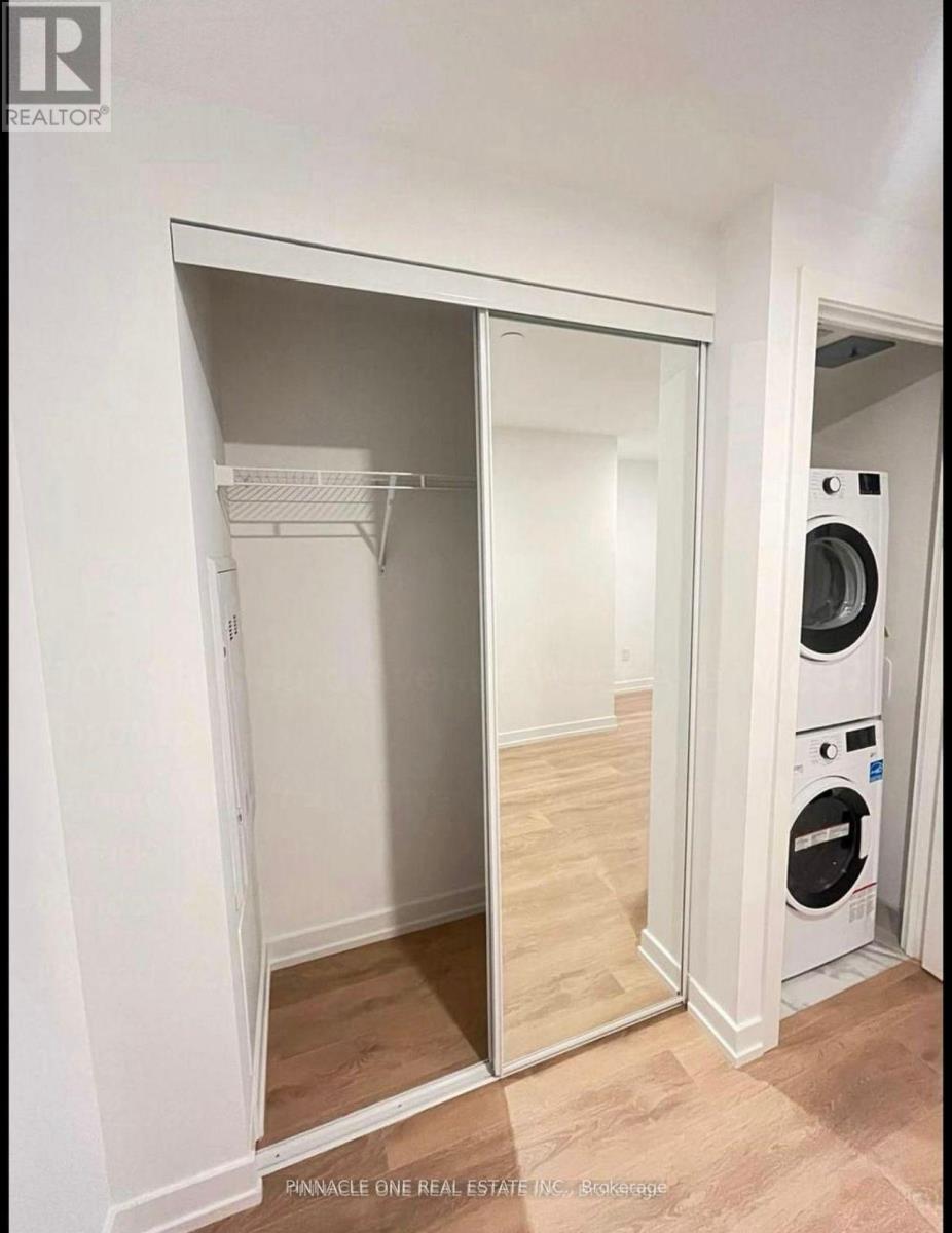 637 - 1100 Sheppard Avenue West Avenue W, Toronto, Ontario  M3J 0H1 - Photo 5 - W12526772