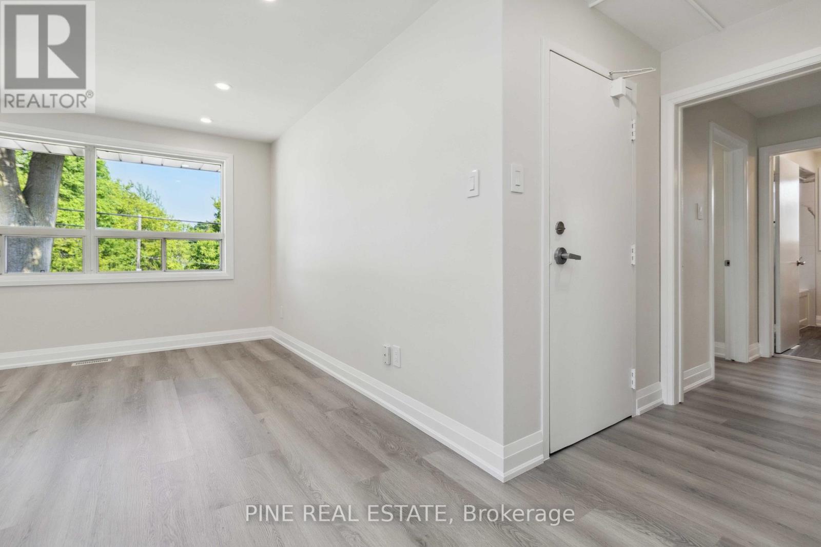 3 - 19 Queen Street W, Mississauga, Ontario  L5H 1L5 - Photo 16 - W12526782