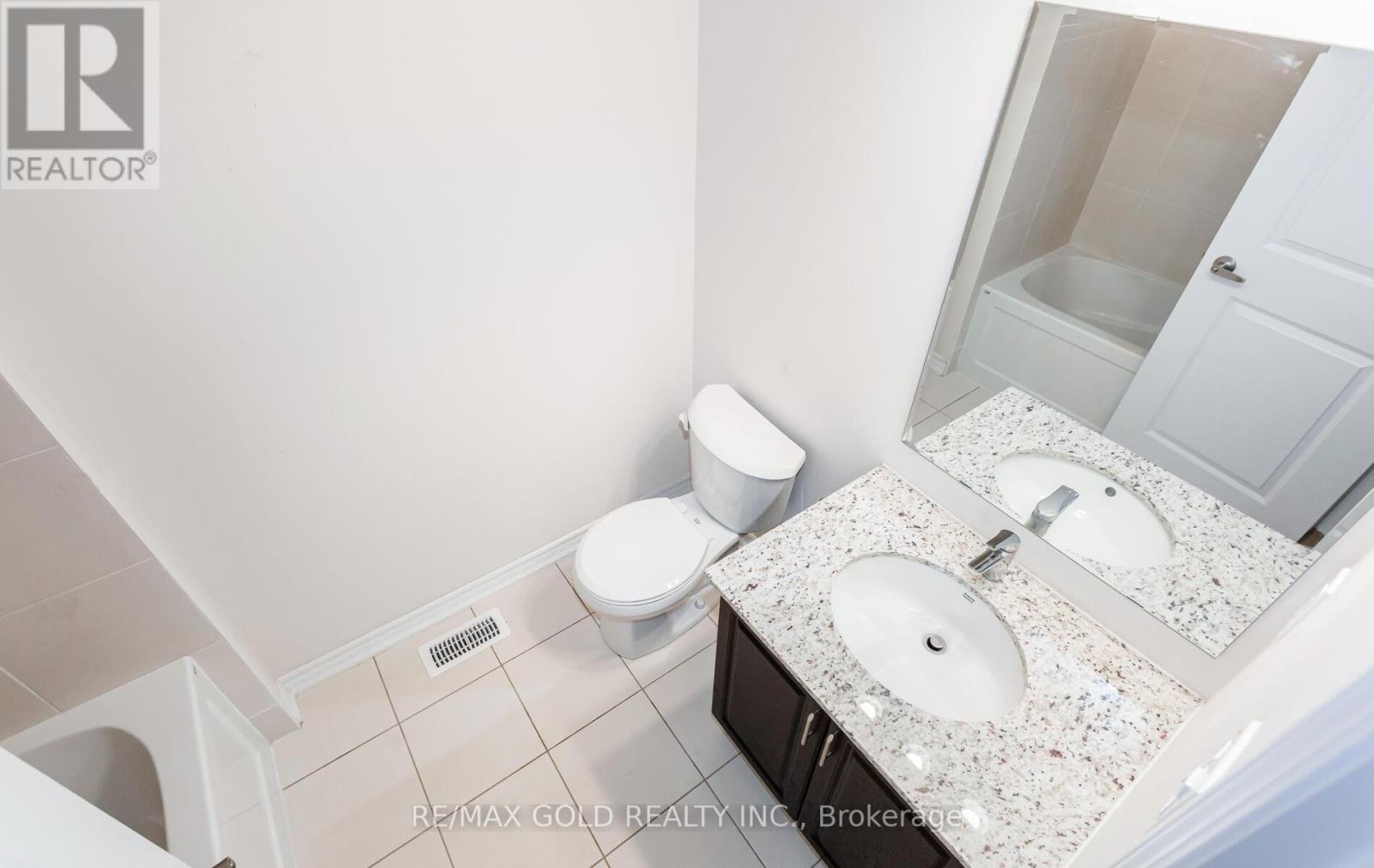 49 Brown Street, Erin, Ontario N0B 1T0 - Photo 27 - X12496034