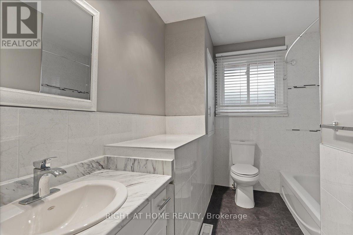 82 Farrier Drive, Kitchener, Ontario  N2P 1J5 - Photo 17 - X12526752