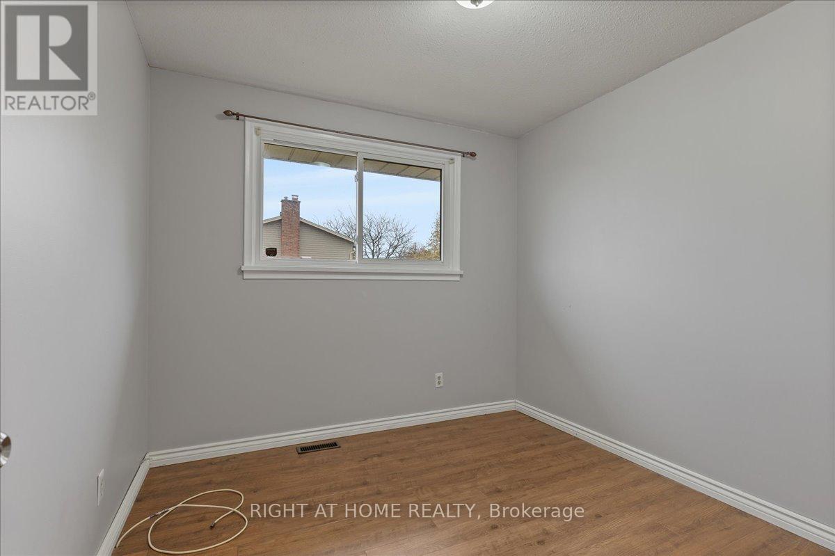 82 Farrier Drive, Kitchener, Ontario  N2P 1J5 - Photo 23 - X12526752