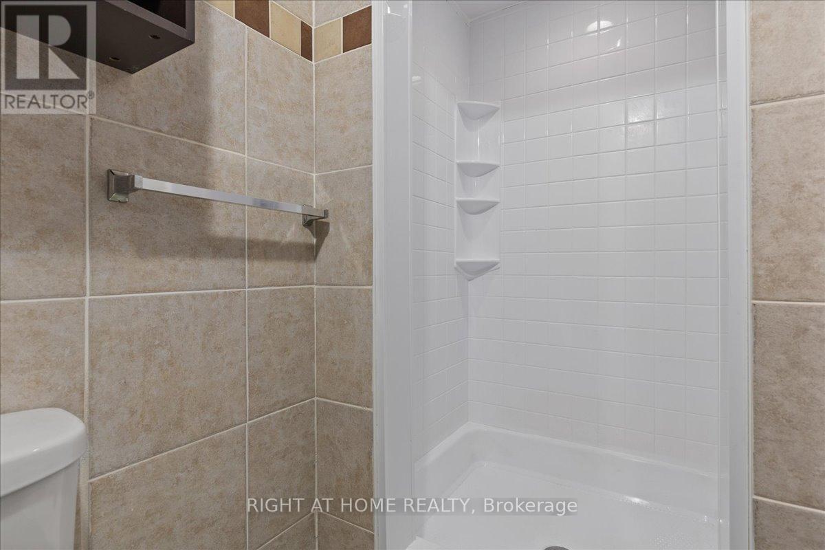 82 Farrier Drive, Kitchener, Ontario  N2P 1J5 - Photo 29 - X12526752