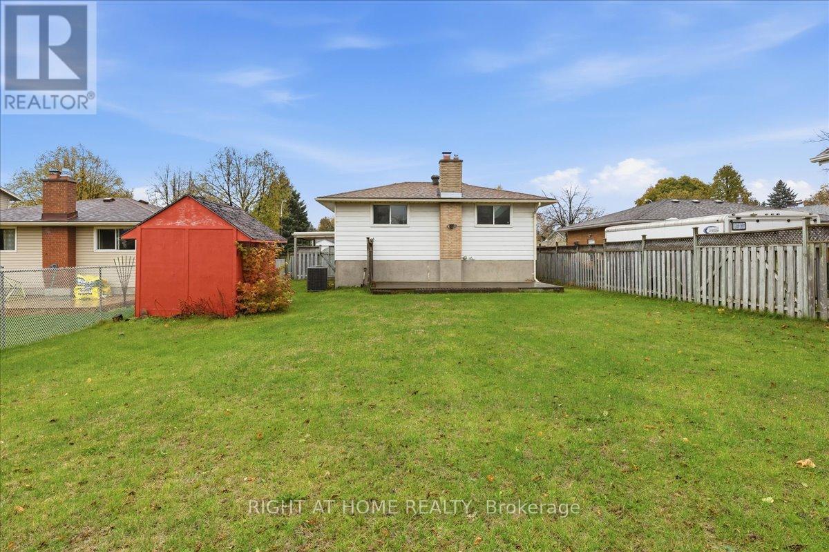 82 Farrier Drive, Kitchener, Ontario  N2P 1J5 - Photo 33 - X12526752