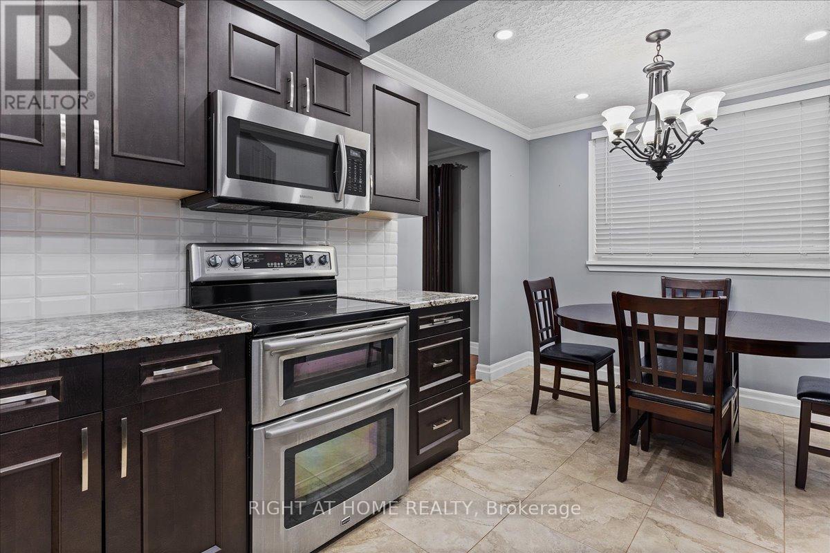 82 Farrier Drive, Kitchener, Ontario  N2P 1J5 - Photo 7 - X12526752