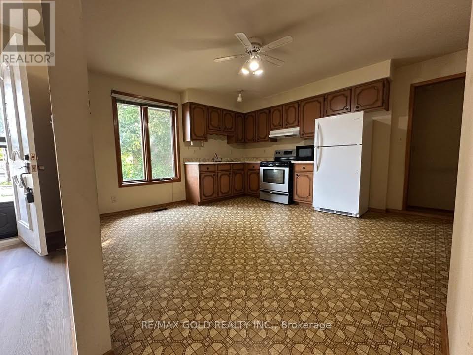 1711 Hansuld Street, London East, Ontario  N5V 1Y6 - Photo 3 - X12526764