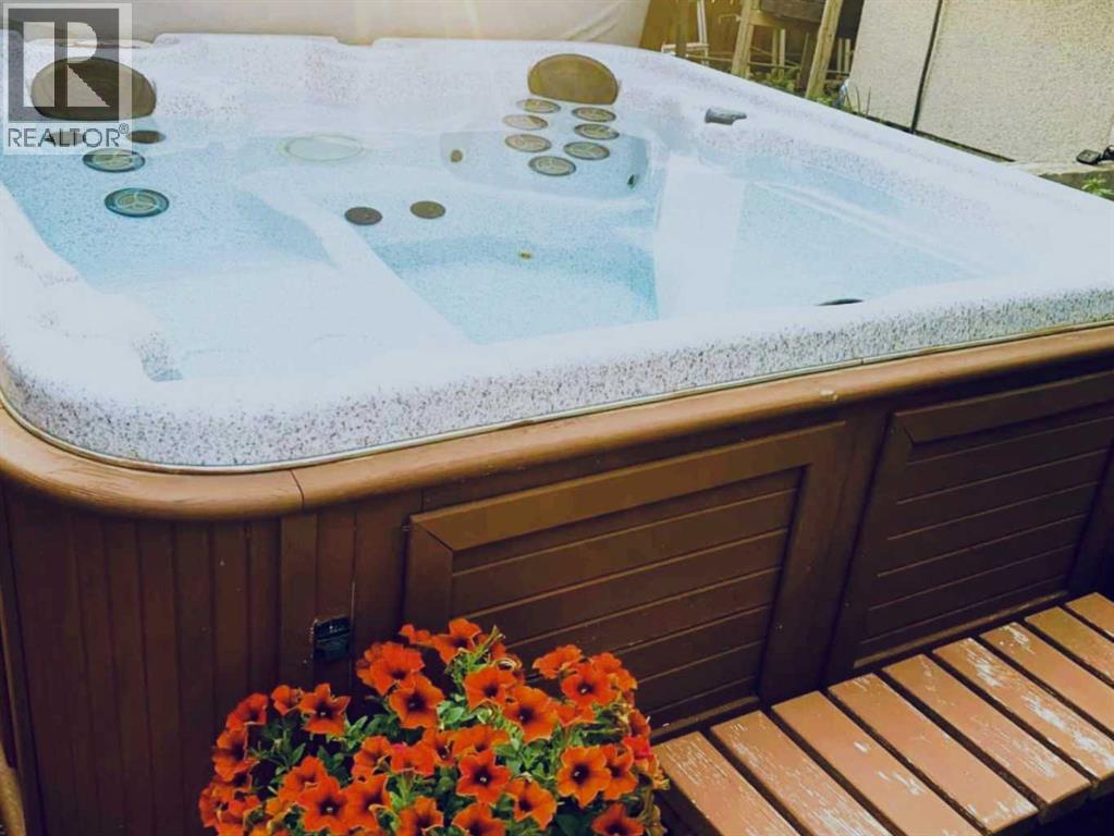 11 Lake Newell Crescent E, Brooks, Alberta  T1R 0L2 - Photo 31 - A2268628