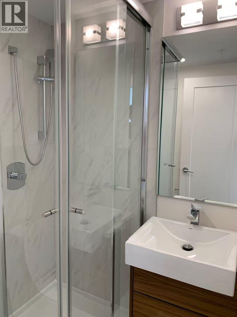 720 E 3rd Street, North Vancouver, British Columbia  V7L 0G7 - Photo 4 - R3065999