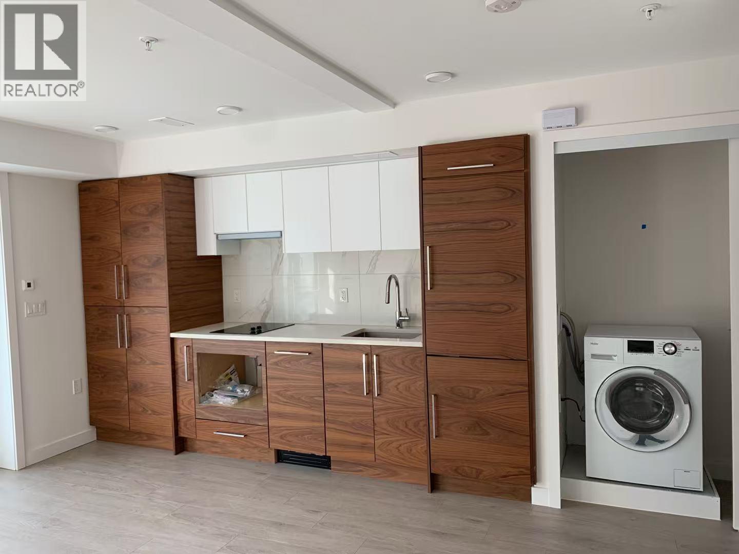 720 E 3rd Street, North Vancouver, British Columbia  V7L 0G7 - Photo 6 - R3065999