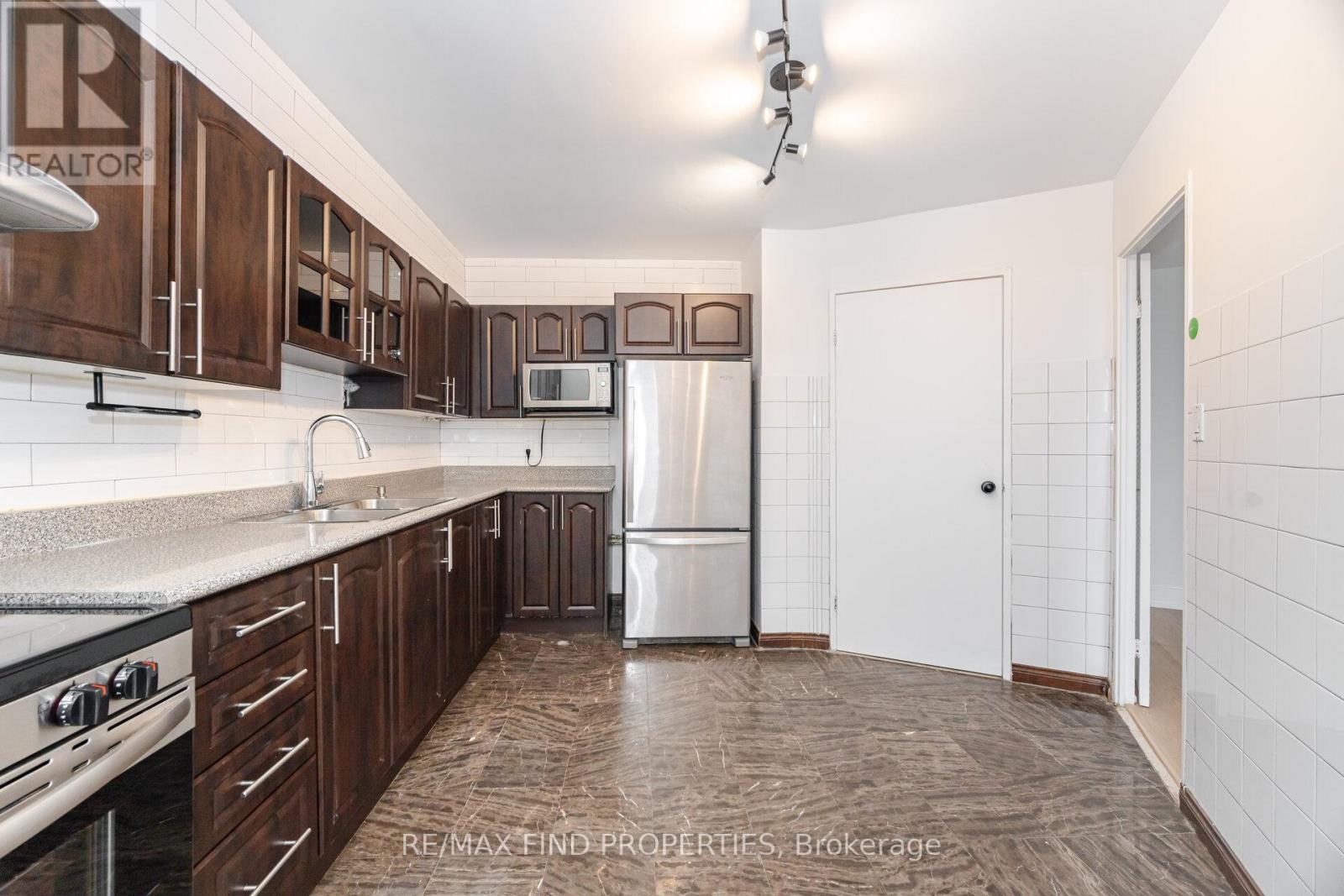 301 - 5 Shady Golfway, Toronto, Ontario  M3C 3A5 - Photo 10 - C12526814