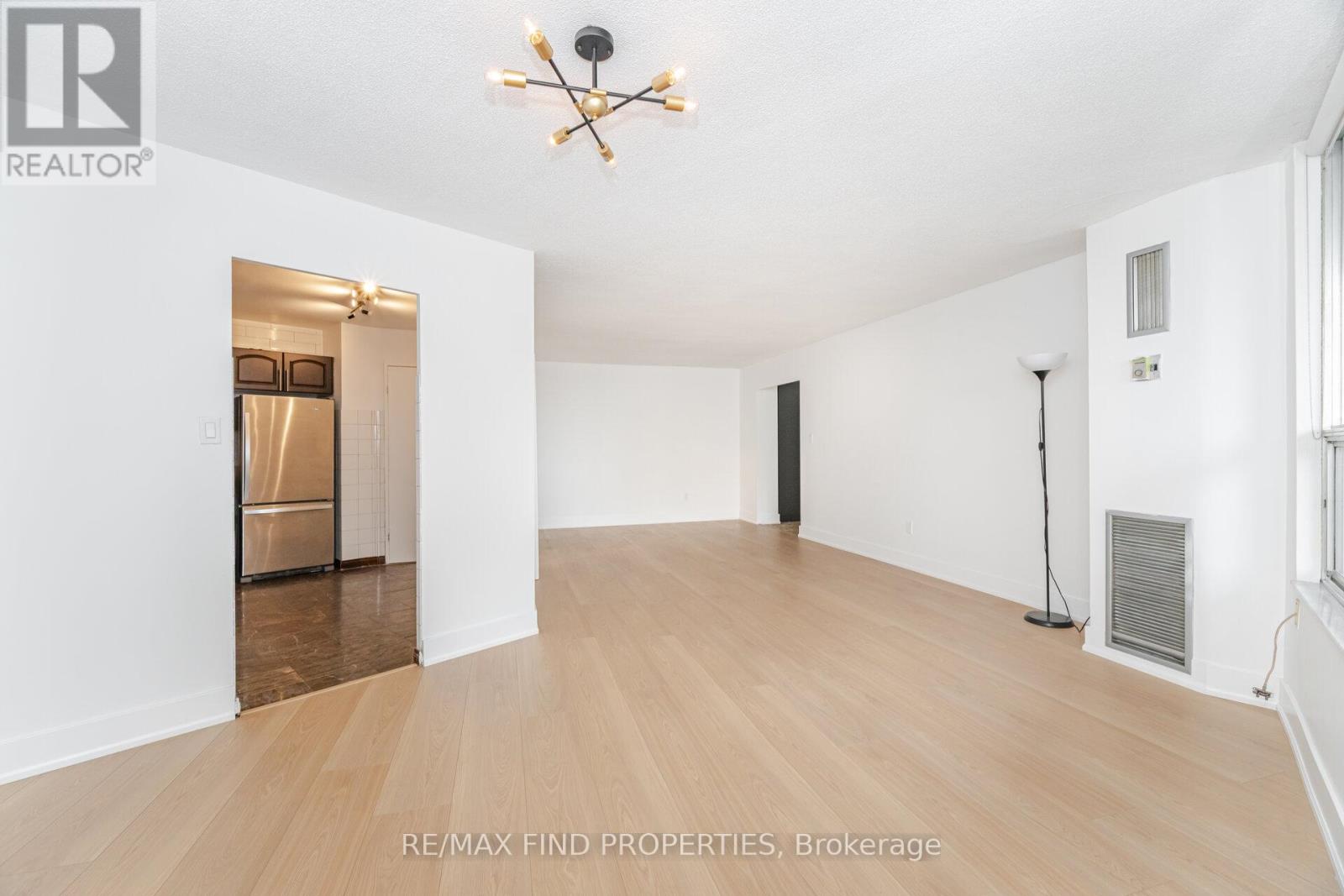 301 - 5 Shady Golfway, Toronto, Ontario  M3C 3A5 - Photo 13 - C12526814