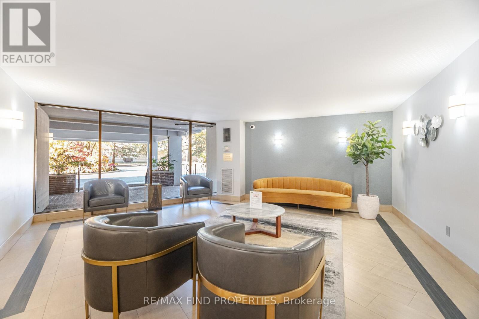 301 - 5 Shady Golfway, Toronto, Ontario  M3C 3A5 - Photo 3 - C12526814