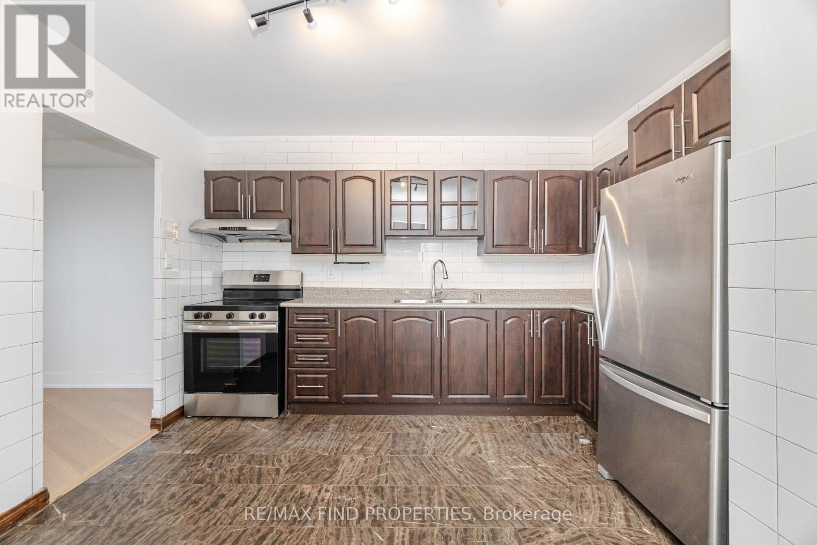 301 - 5 Shady Golfway, Toronto, Ontario  M3C 3A5 - Photo 9 - C12526814