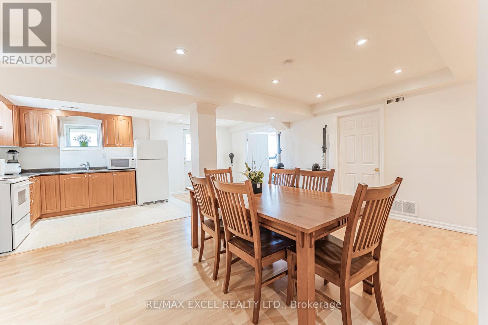 65 Falling River Drive, Richmond Hill, Ontario  L4S 2R3 - Photo 40 - N12439340