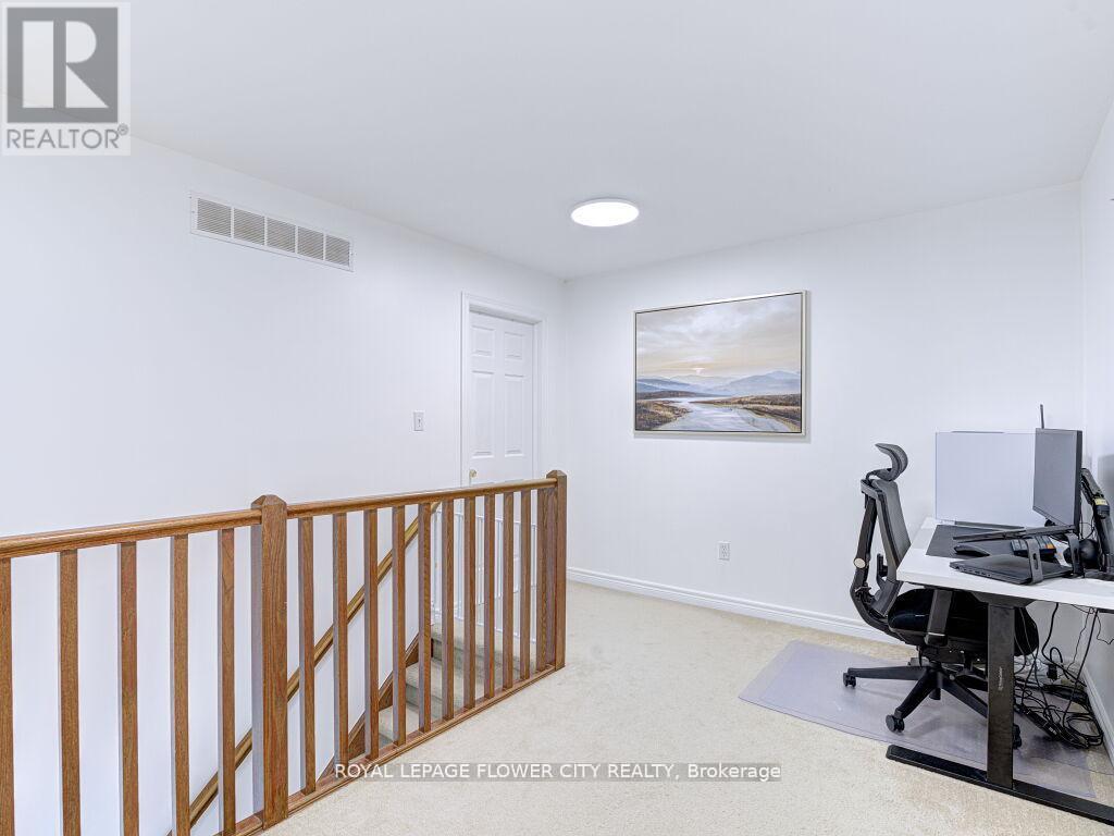 24 - 250 Ainslie Street S, Cambridge, Ontario  N1R 8P8 - Photo 27 - X12521836