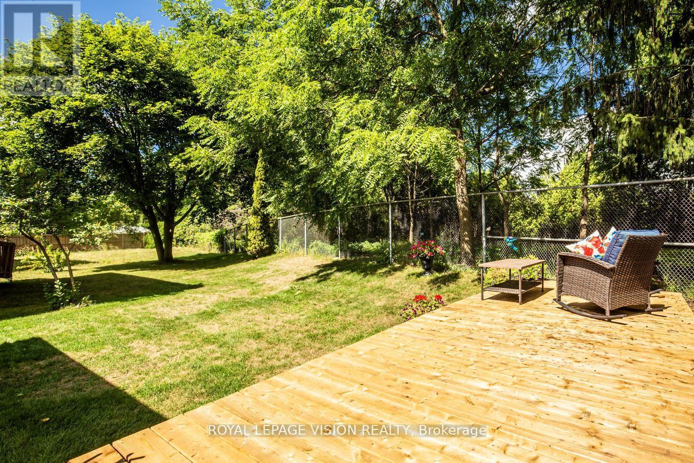 28 Valley Centre Drive, Toronto, Ontario  M1X 1K7 - Photo 48 - E12526790