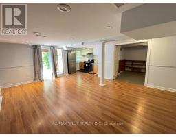 BASEMENT - 43 CHISWICK CRESCENT, Aurora, Ontario