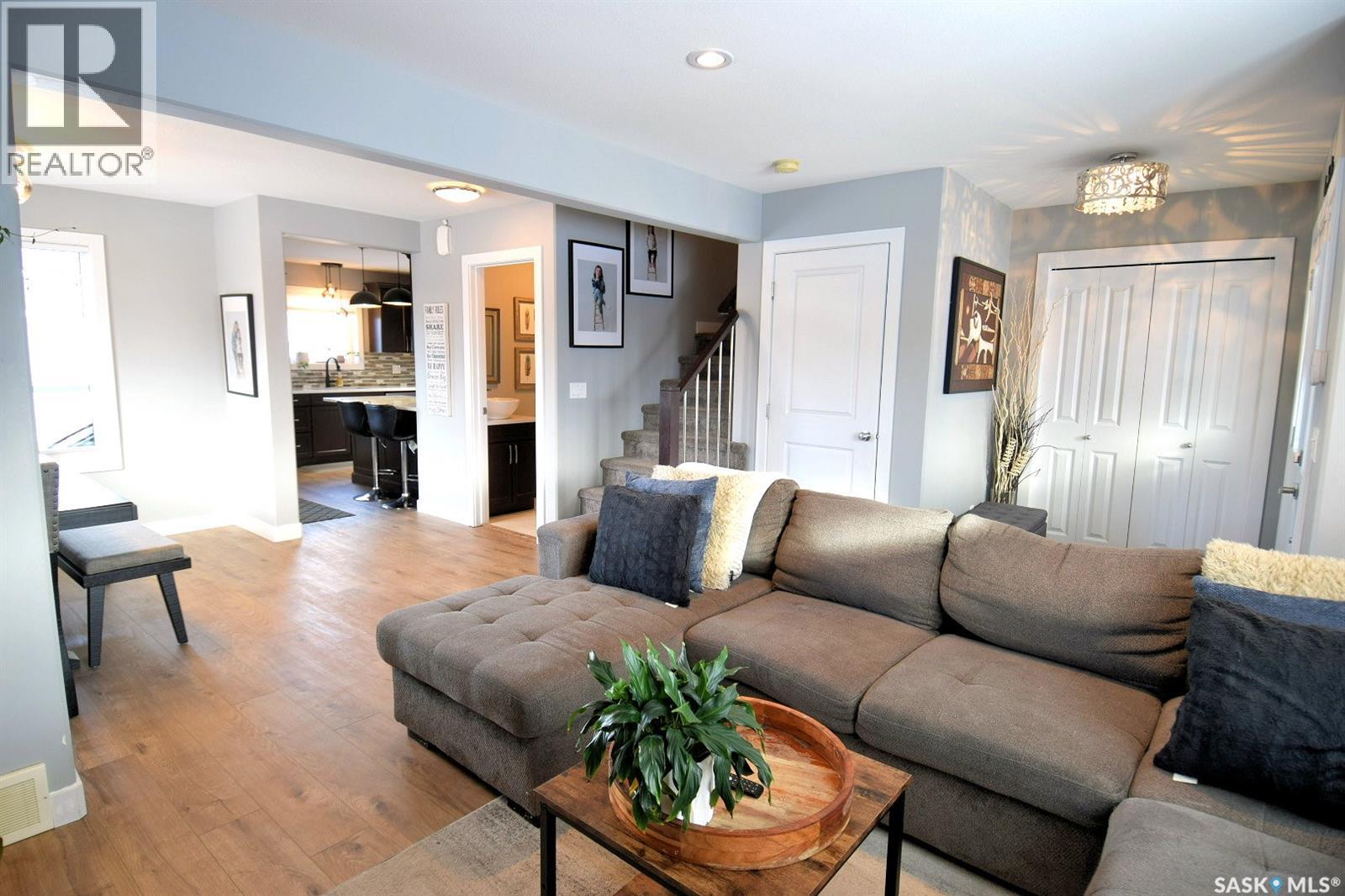 262 Ells Crescent, Saskatoon, Saskatchewan  S7L 6K6 - Photo 5 - SK023721