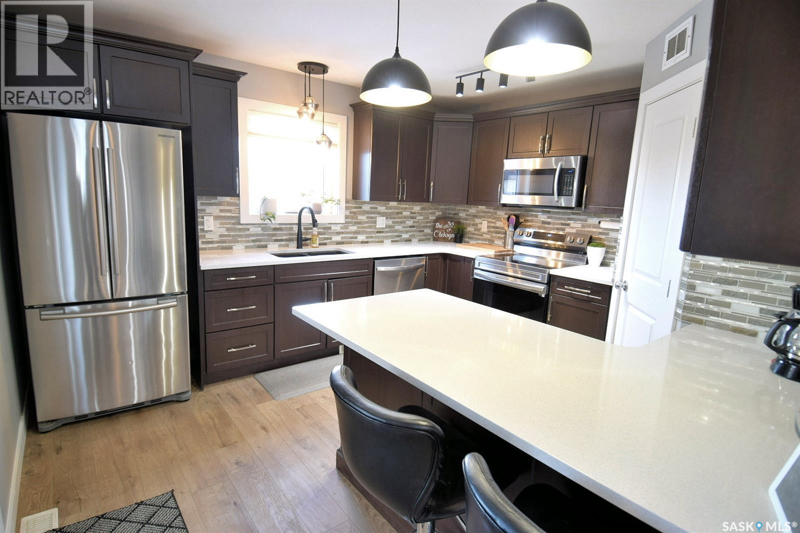 262 Ells Crescent, Saskatoon, Saskatchewan  S7L 6K6 - Photo 7 - SK023721