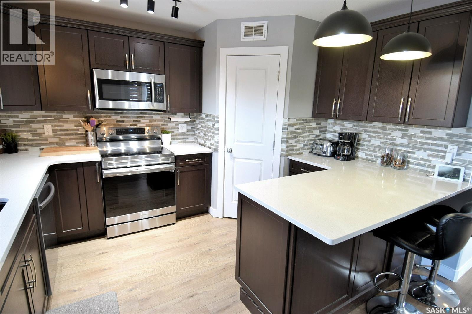 262 Ells Crescent, Saskatoon, Saskatchewan  S7L 6K6 - Photo 9 - SK023721