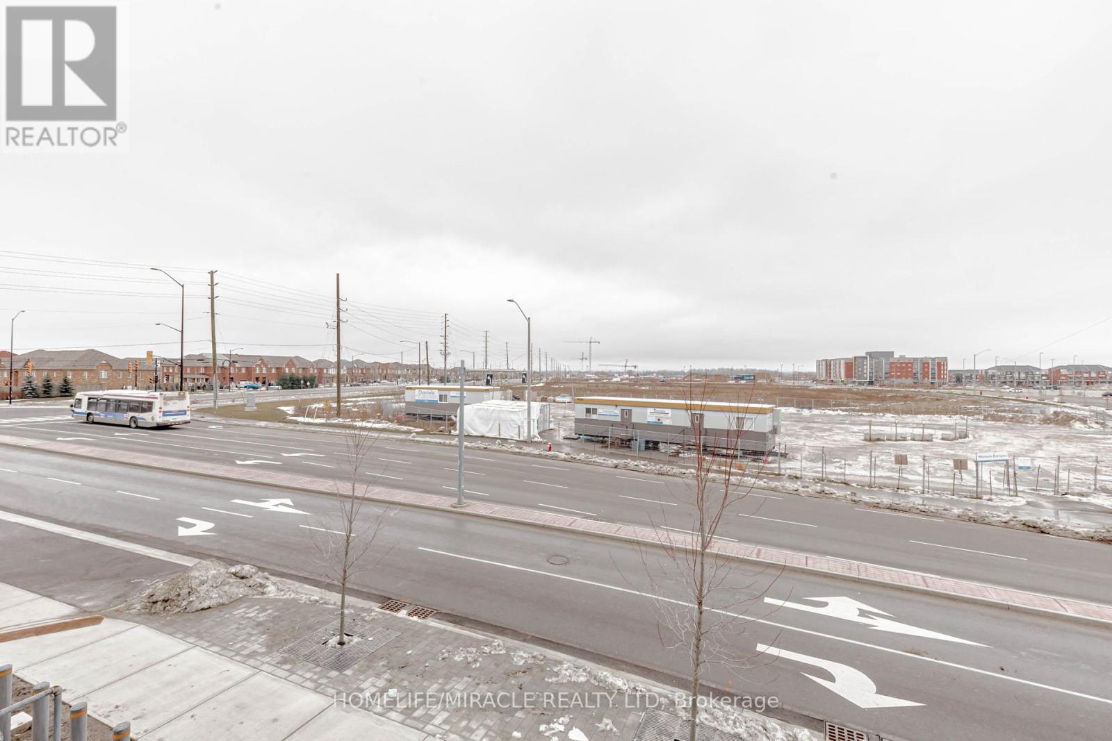 11 - 20 Lagerfeld Drive, Brampton, Ontario  L7A 5L4 - Photo 31 - W12526802